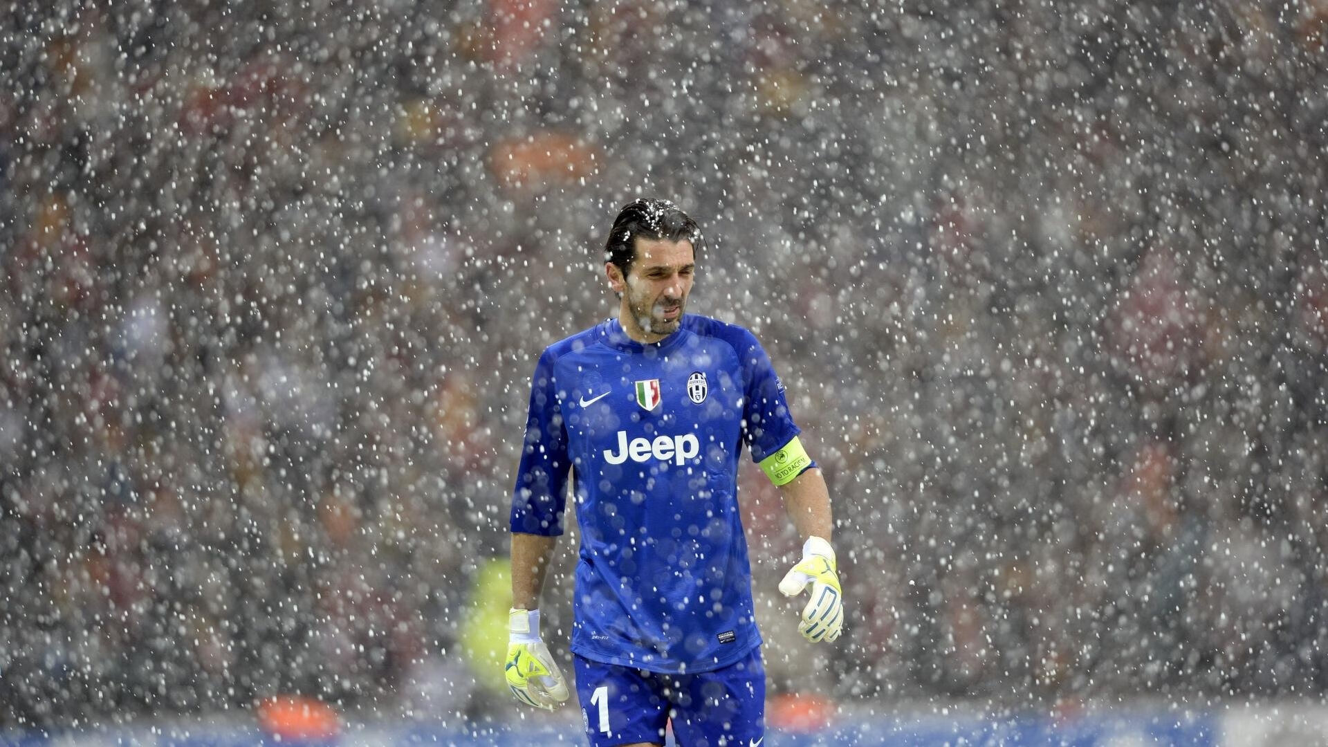 开云娱乐-中超外援状态火热，成为球队冲冠关键，中超外援效力时间